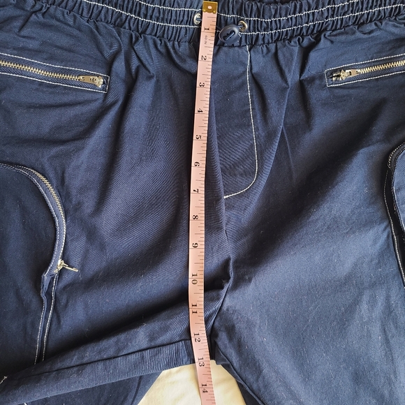 Fashion Nova Fair and Square Contrast Stitch Navy Shorts Size Large - Picture 6 of 8